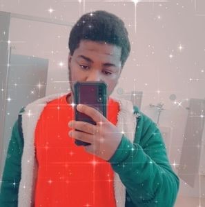 Meet your Posher, Emmanuel